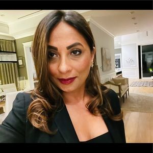 Meet your Posher, Anisa